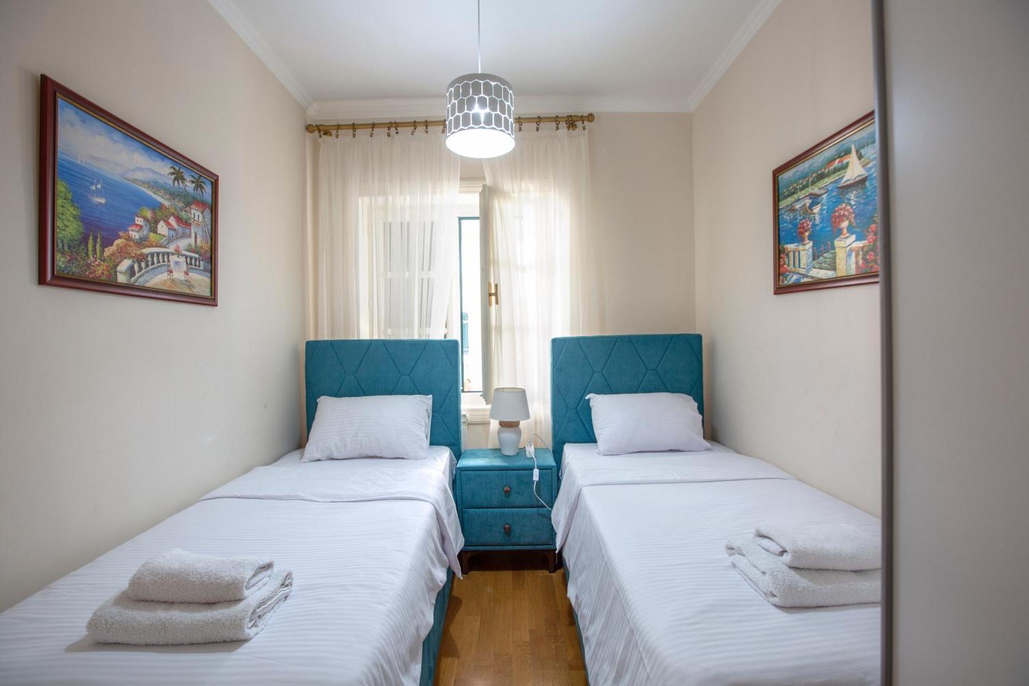 Montesan Luxury Apartment Beach Front Sveti Stefan Dış mekan fotoğraf