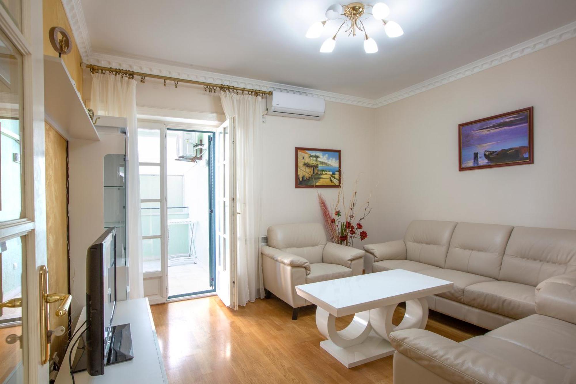 Montesan Luxury Apartment Beach Front Sveti Stefan Dış mekan fotoğraf