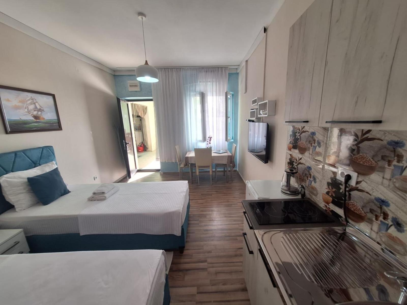 Montesan Luxury Apartment Beach Front Sveti Stefan Dış mekan fotoğraf