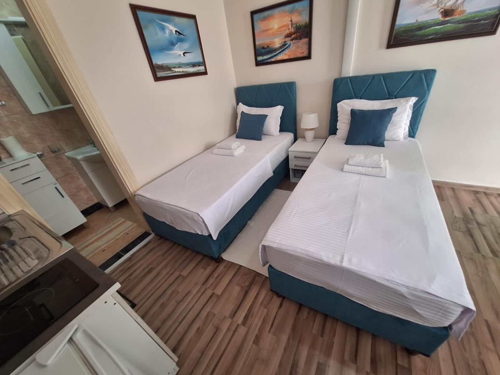 Montesan Luxury Apartment Beach Front Sveti Stefan Dış mekan fotoğraf