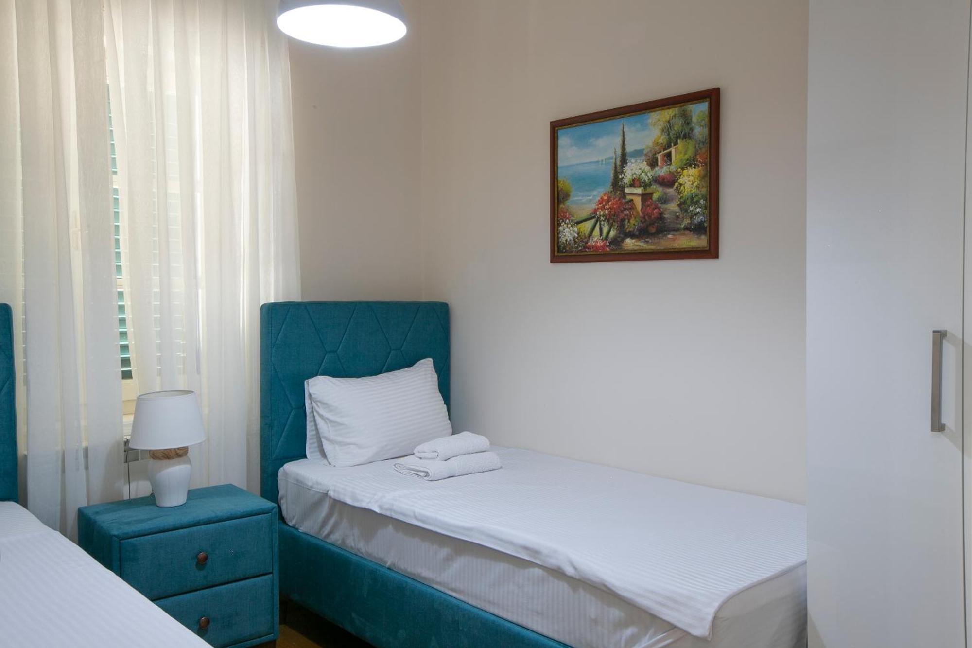 Montesan Luxury Apartment Beach Front Sveti Stefan Dış mekan fotoğraf