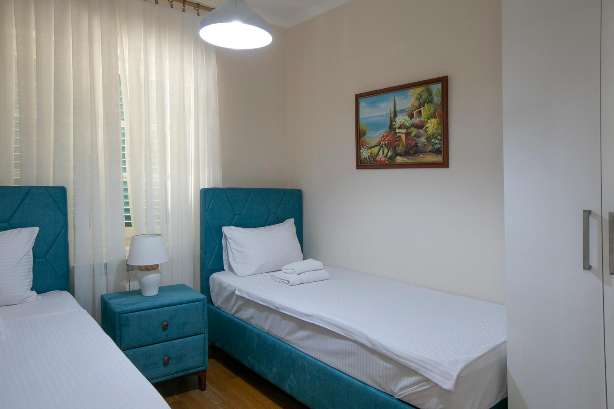 Montesan Luxury Apartment Beach Front Sveti Stefan Dış mekan fotoğraf