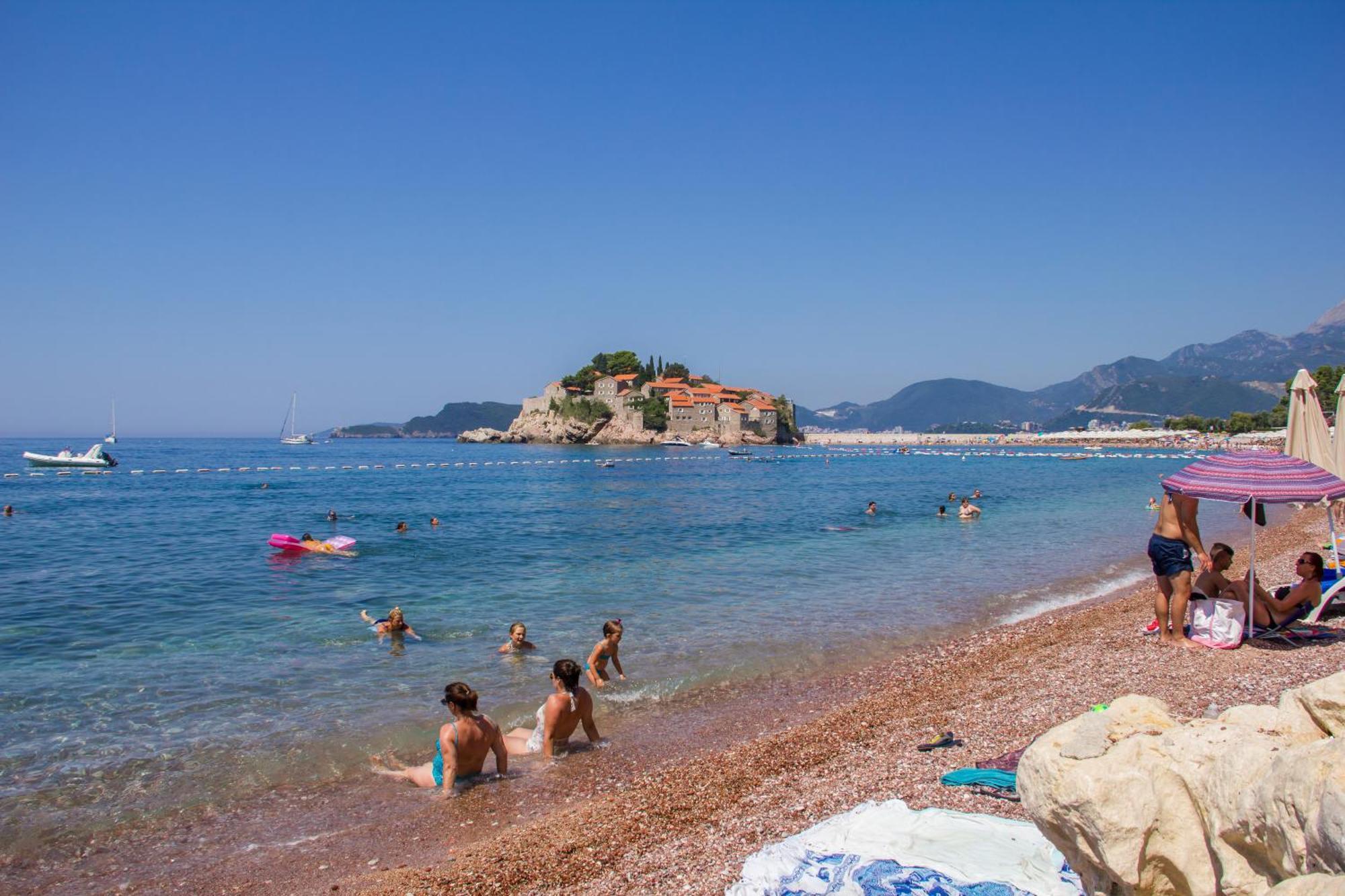 Montesan Luxury Apartment Beach Front Sveti Stefan Dış mekan fotoğraf